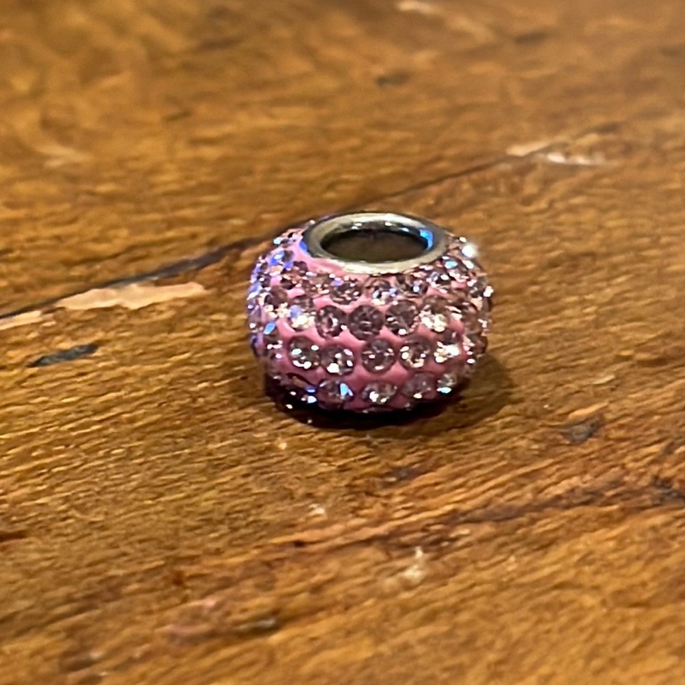 Brighton sparkly pink bead